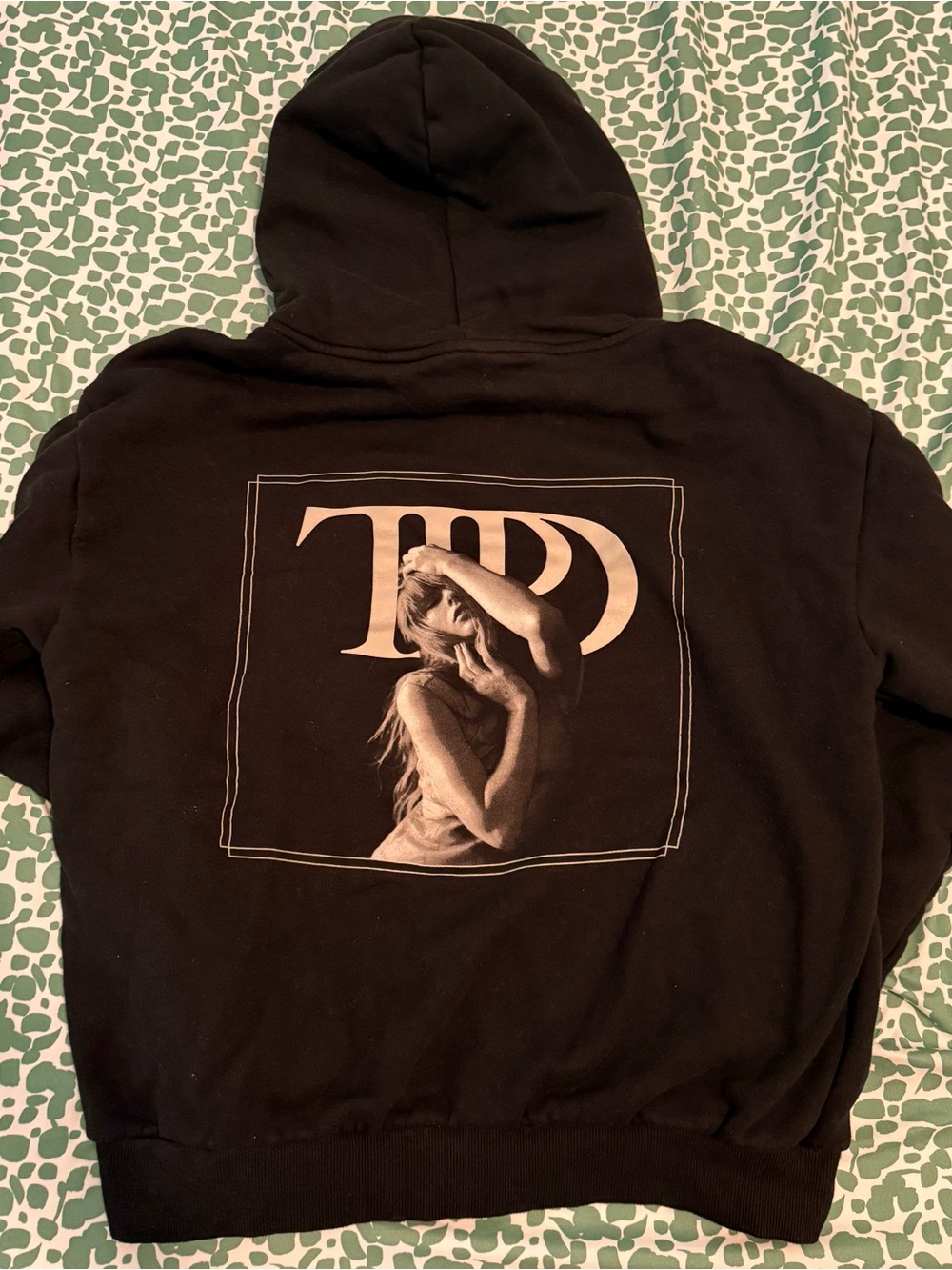 Taylor Swift The Tortured Poets Department Black Hoodie Sweatshirt Large - Picture 2 of 3